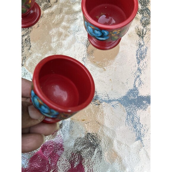 Set Of 4 Vintage Germany 70s 60s Plastic Red with Flowers Egg Cup by Emsa W. - Picture 5 of 8